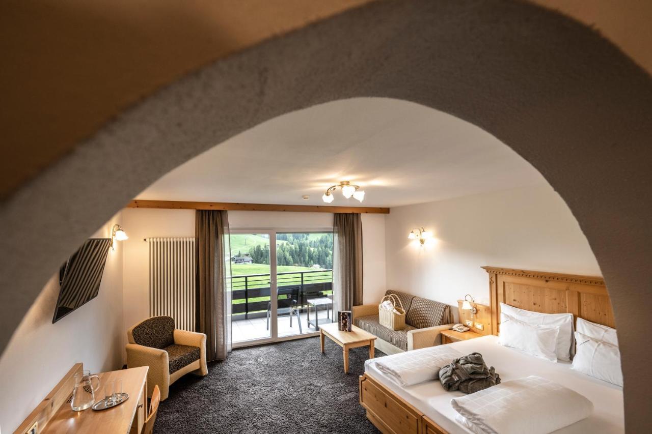 Hotel Schmung Seiser Alm Exteriör bild