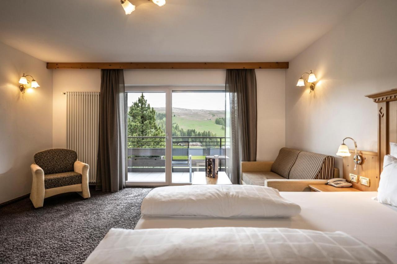 Hotel Schmung Seiser Alm Exteriör bild